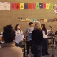 Religion Klasse 5 trägt einen Weihnachtstext vor